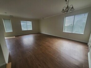 31 Stuart Ave in Norwalk, CT - Building Photo - Building Photo