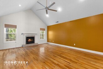 49 Azalea Dr in Weaverville, NC - Building Photo - Building Photo