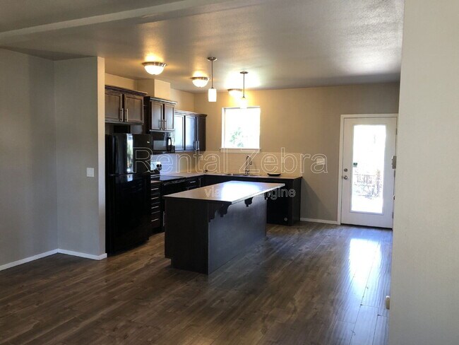 5 SW Roosevelt Ave in Bend, OR - Building Photo - Building Photo