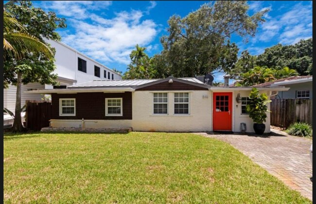 property at 846 SW 11th St