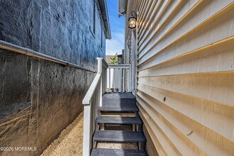 303 Comstock St in Asbury Park, NJ - Foto de edificio - Building Photo