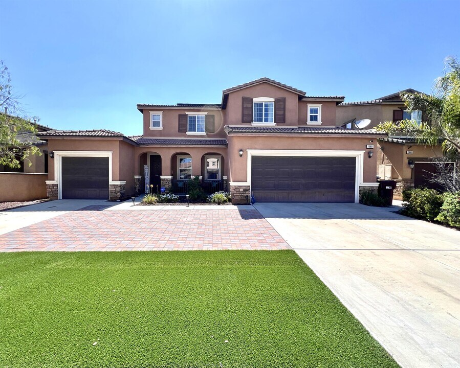 28891 Brookhill Ct in Menifee, CA - Building Photo