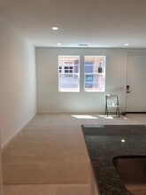 28741 Jardineras Dr in Santa Clarita, CA - Building Photo - Building Photo