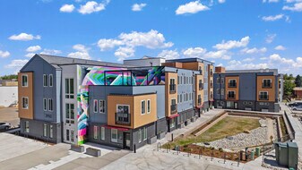 2950 Hawthorn Ave, Unit 204-6 in Boulder, CO - Building Photo