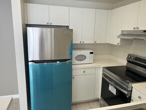 2027 SE 10th Ave in Fort Lauderdale, FL - Building Photo - Building Photo