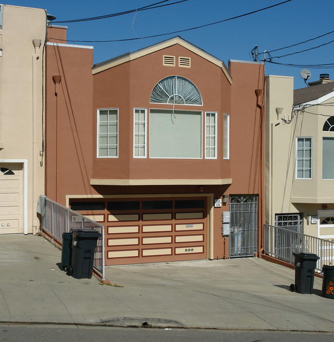 486 Irvington St in Daly City, CA - Building Photo - Building Photo