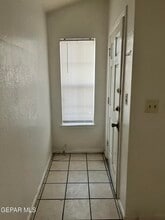 5524 Oakbriar Cir in El Paso, TX - Building Photo - Building Photo