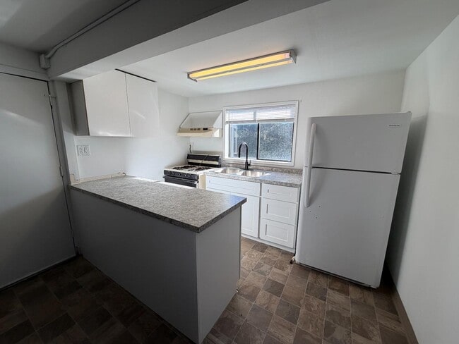 property at 3282 Bursell Rd