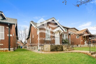 4021 S Spring Ave in St. Louis, MO - Foto de edificio - Building Photo