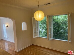 642 1/2 Maltman Ave in Los Angeles, CA - Building Photo - Building Photo