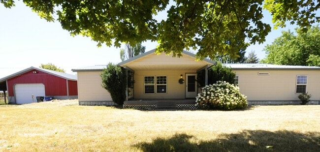 property at 2468 W Poleline Ave