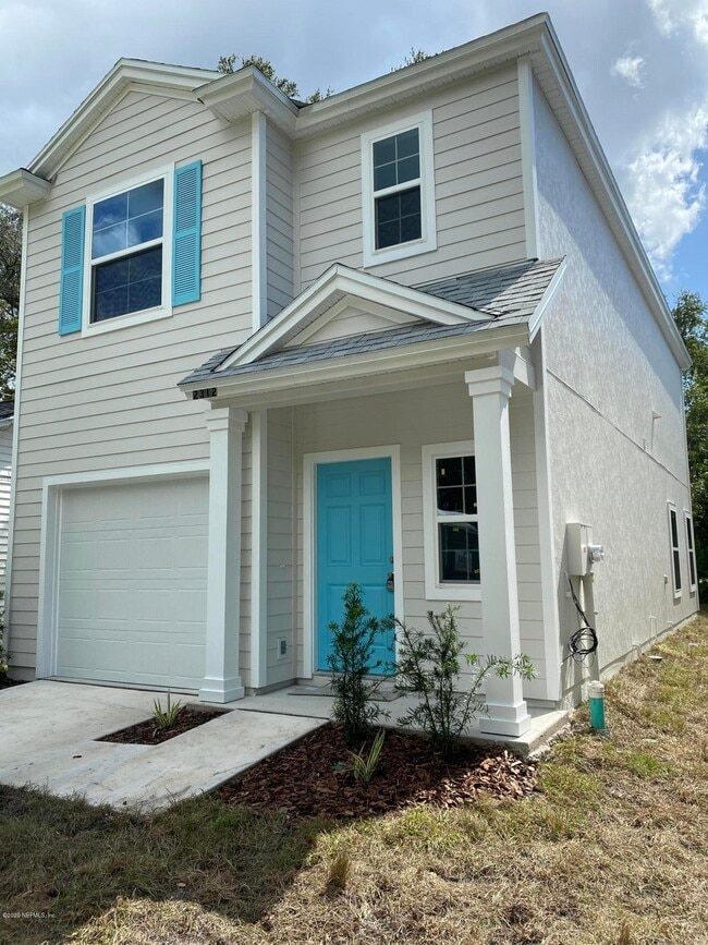 property at 2312 Wooddale St