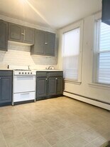 8 Parker Hill Ave, Unit #3 in Boston, MA - Building Photo