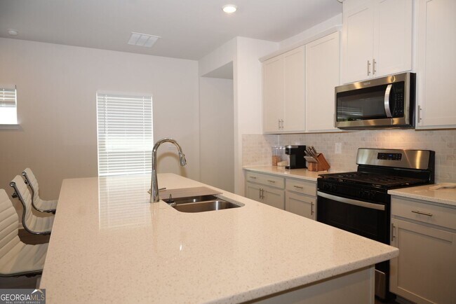 733 Gabby Pt in Mableton, GA - Building Photo - Building Photo