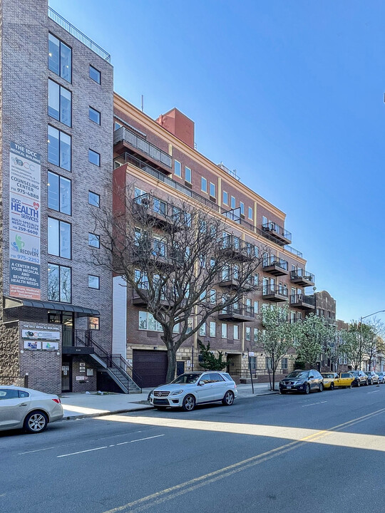 2838 Stillwell Ave in Brooklyn, NY - Building Photo