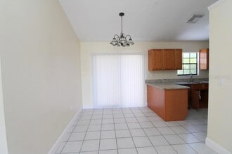1115 Doncaster Ct in Kissimmee, FL - Building Photo - Building Photo