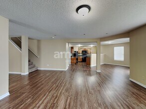 6904 Eagle Crossing Blvd in Brownsburg, IN - Building Photo - Building Photo