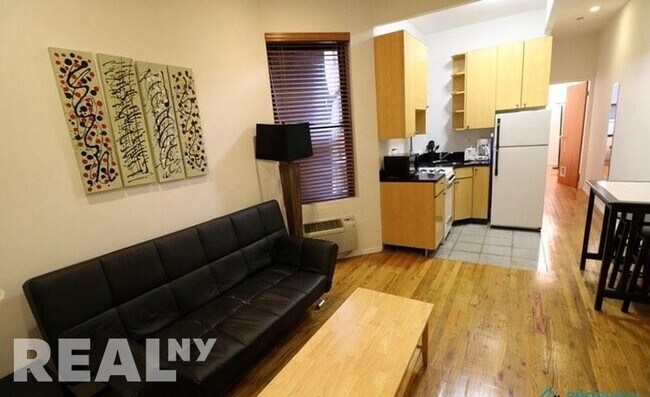 407 W 51st St in New York, NY - Building Photo - Building Photo