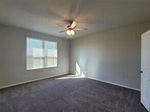 933 Ravenwood Ln in Van Alstyne, TX - Building Photo - Building Photo