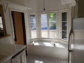 2137 Vine St, Unit 2137VineSt.90068 in Los Angeles, CA - Building Photo - Building Photo