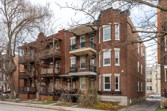 835 Belvédère Av in Québec, QC - Building Photo - Primary Photo