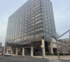 127 Greyrock Pl in Stamford, CT - Building Photo