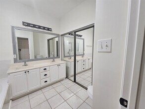 35 S Avonlea Cir in Spring, TX - Building Photo - Building Photo