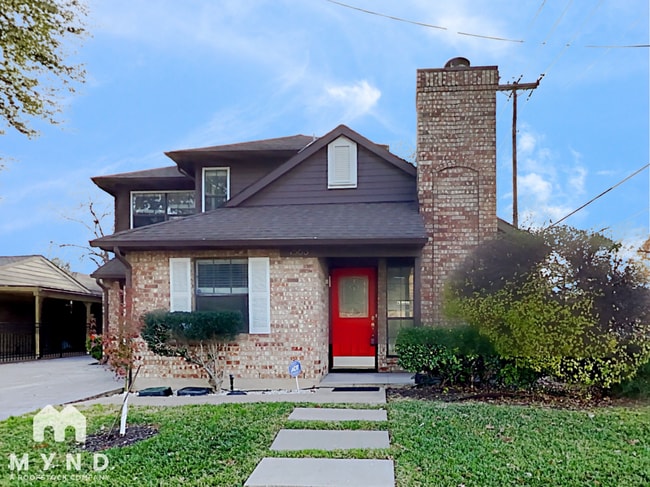 1563 Mccoy St in Dallas, TX - Building Photo - Building Photo