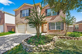 4730 Pin Oak Creek Ln in Houston, TX - Foto de edificio - Building Photo