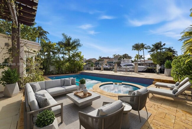 property at 401 Coconut Isle Dr