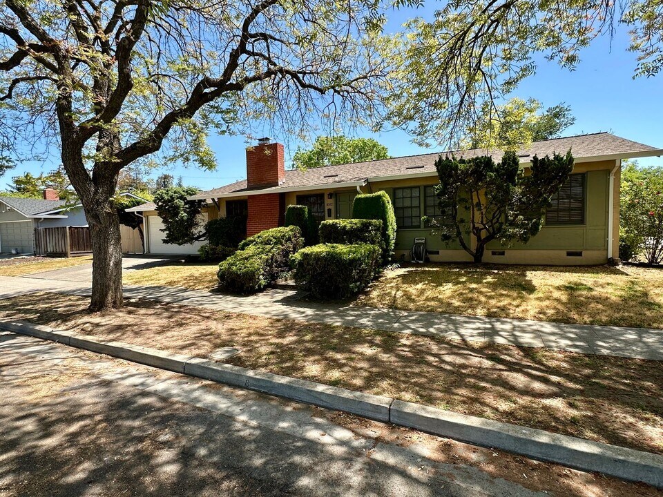 1454 Fairhaven Dr in San Jose, CA - Building Photo
