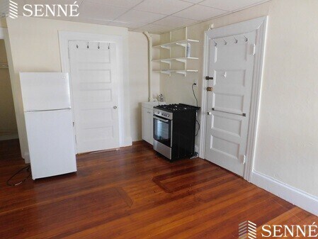 15 Prentiss St, Unit 3