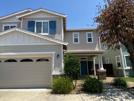 5106 Rowe Dr in Fairfield, CA - Building Photo