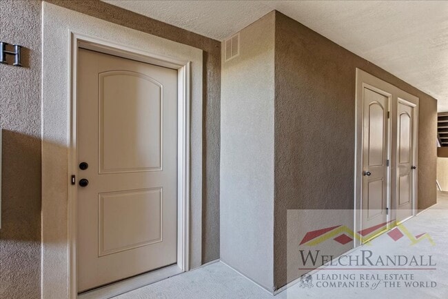909 S Main St in Layton, UT - Building Photo - Building Photo