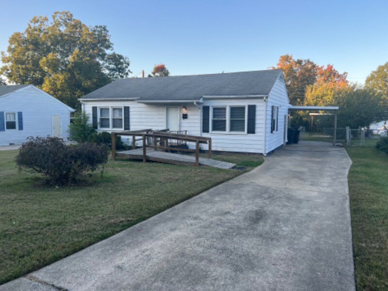 2132 Martin St in Burlington, NC - Building Photo