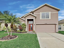 1129 Hacienda Cir