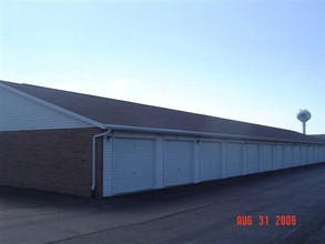 Heritage Estates in Menasha, WI - Building Photo - Building Photo