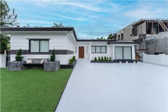 4144 Alton Rd in Miami Beach, FL - Building Photo - Building Photo