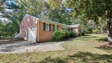 502 Plantation Rd in Lancaster, SC - Building Photo - Building Photo