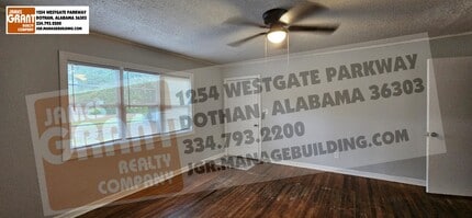 1528 S Park Ave in Dothan, AL - Building Photo - Building Photo