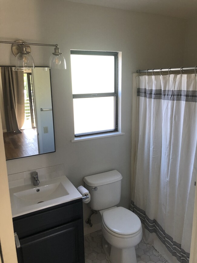 4331 Princeton Way, Unit B in Santa Rosa, CA - Building Photo - Building Photo