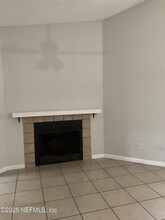 7627 Indian Lakes Dr in Jacksonville, FL - Building Photo - Building Photo