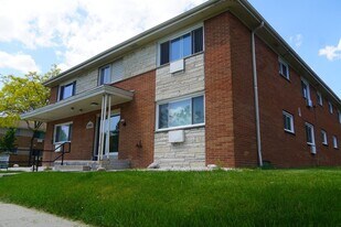 2812 Bolivar in St. Francis, WI - Building Photo