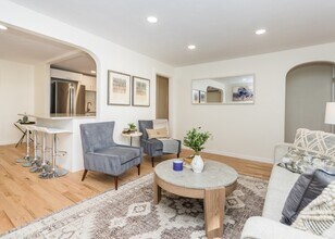 23 Cheney St in Needham, MA - Building Photo - Building Photo