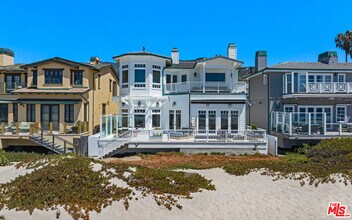 30718 Pacific Coast Hwy in Malibu, CA - Building Photo - Building Photo