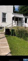 20 N Farview Ave in Paramus, NJ - Building Photo