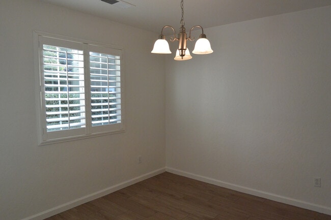 property at 2620 W Brooke Ave