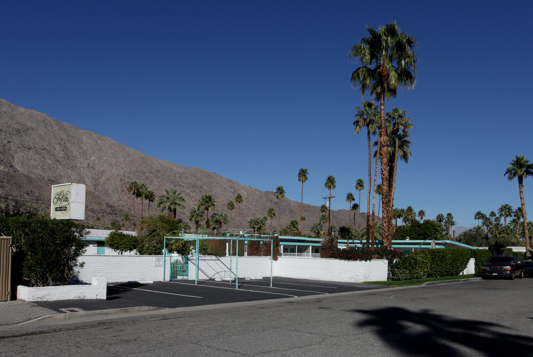 The Villas at Palm Springs in Palm Springs, CA - Building Photo