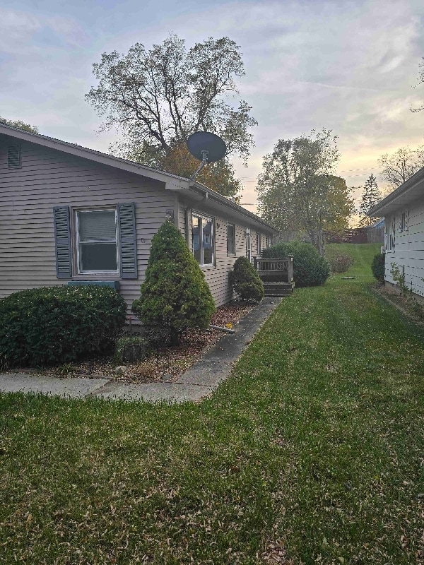 property at 8570 Country Club Dr