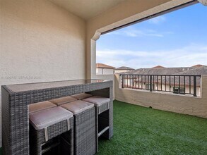 4654 NW 83rd Path in Doral, FL - Building Photo - Building Photo